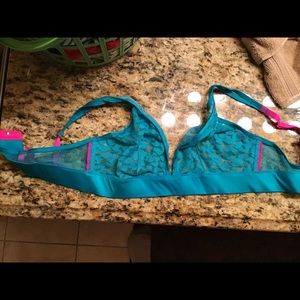 VS bralette size M